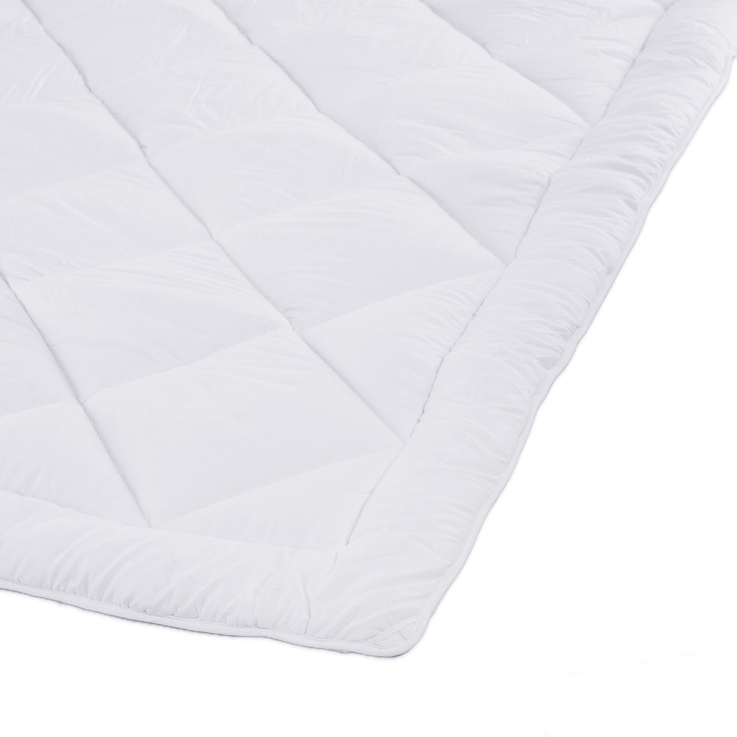 Laura Hill 800GSM Bamboo Quilt – Winter’s Warmest and Most Luxurious Bedding Essential
