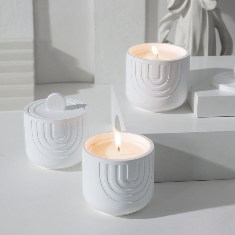 U-Shaped Scented Candle – Hand-Poured Soy Wax in Stylish Ceramic Cup with Lid – Available in 6 Scents